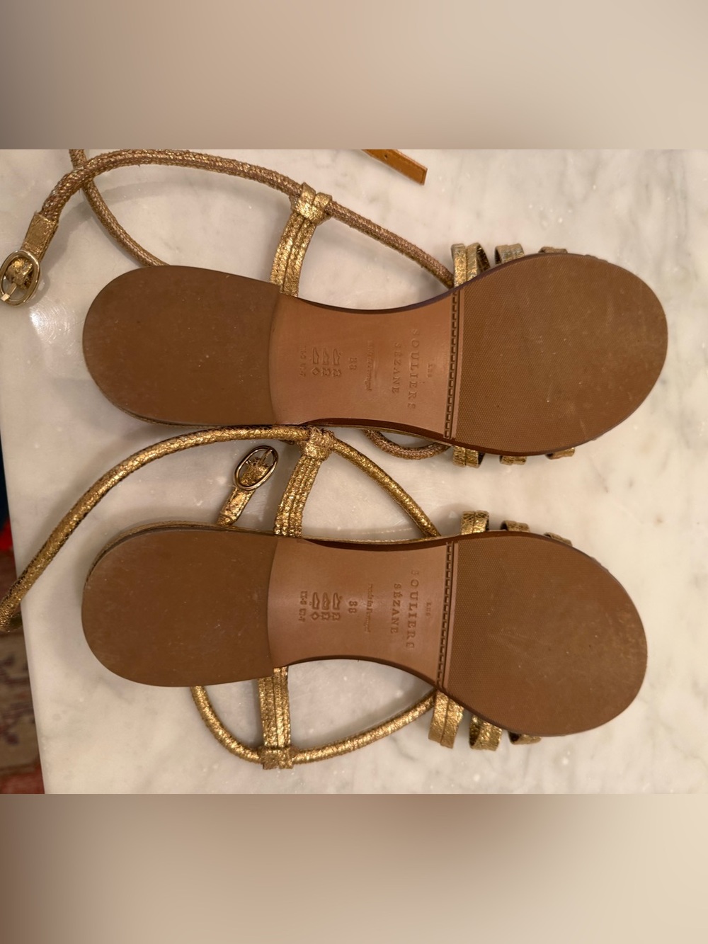 Sesame Gloria Low Sandals — Gold, size US 7, Fr 38 - Picture 6 of 6